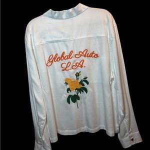 White button down collar shirt Floral Embroidery pockets flowers auto NWT L